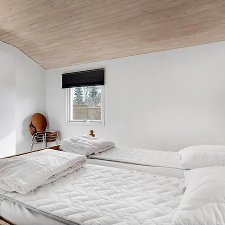 Awesome In Knebel With 4 Bedrooms And Internet Nyaraló *
