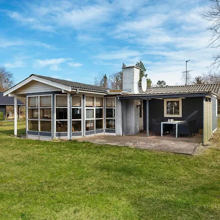Awesome In Knebel With 4 Bedrooms And Internet Glesborg